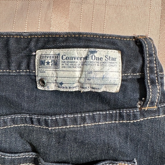 Converse One Star denim mini skirt in a woman’s 6. - Picture 5 of 6